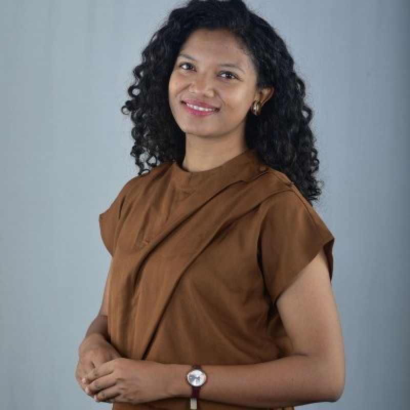 Dr. Rowanti Neha Bage